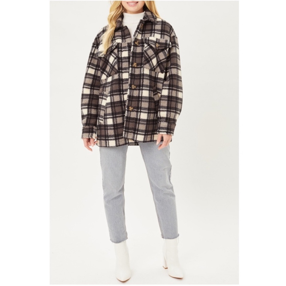 WOMENS PLAID BUTTON DOWN SHACKET - Picture 5 of 6
